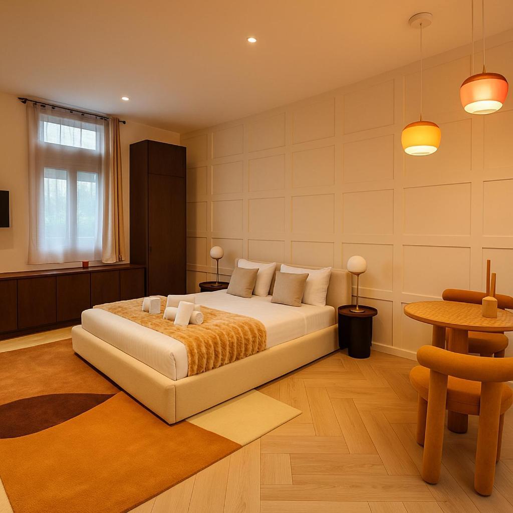 Elegant X, Gare Du Nord Apartment